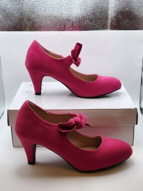 Pretty faux suede heels sz 6.5 sz 37 mary jane style bow bright pink VGUC